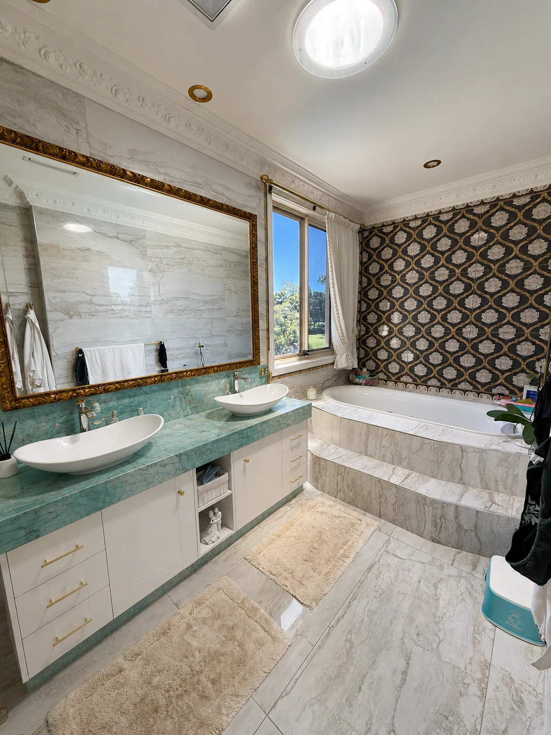 Bathroom edited by Homevis AI